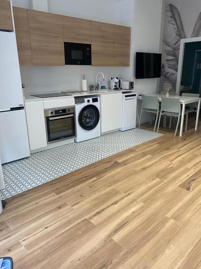 Marina Beach Apartments 발렌시아 외부 사진